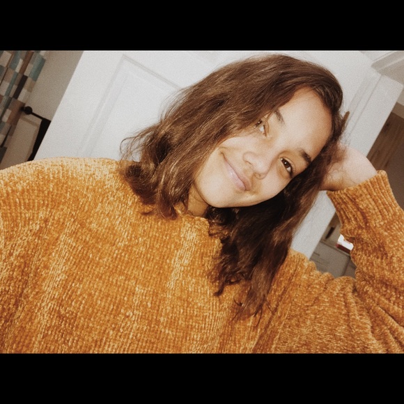 Meet your Posher, Eliana - Picture 1 of 1